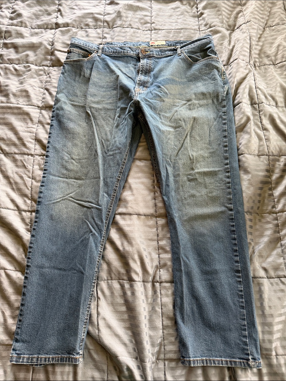 Wrangler Light Blue Straight Leg Jeans 42x30